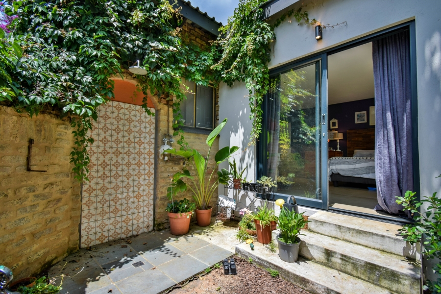 3 Bedroom Property for Sale in Garsfontein Gauteng