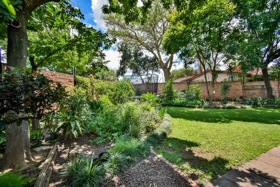 3 Bedroom Property for Sale in Garsfontein Gauteng