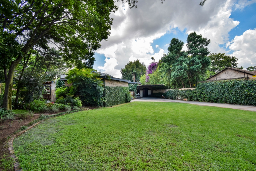 3 Bedroom Property for Sale in Garsfontein Gauteng