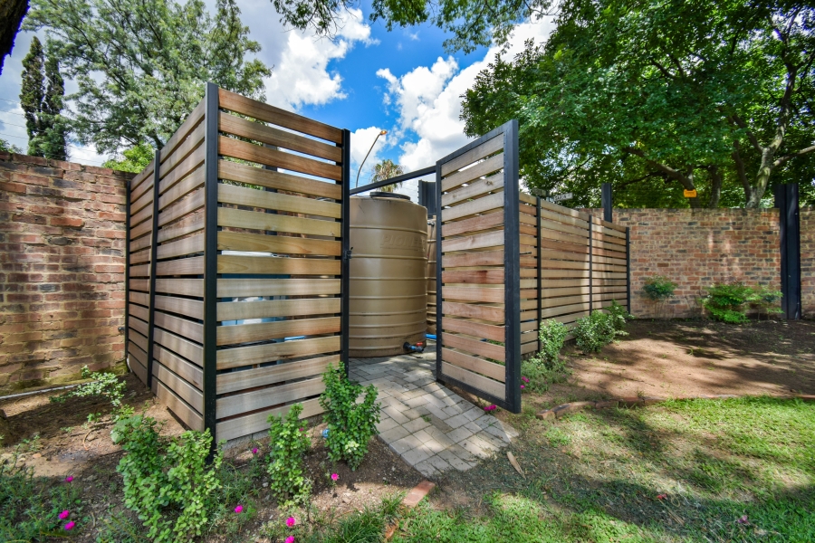 3 Bedroom Property for Sale in Garsfontein Gauteng