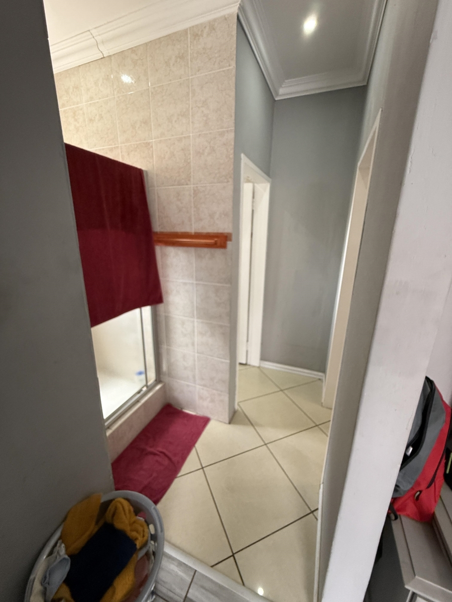 To Let 3 Bedroom Property for Rent in Garsfontein Gauteng