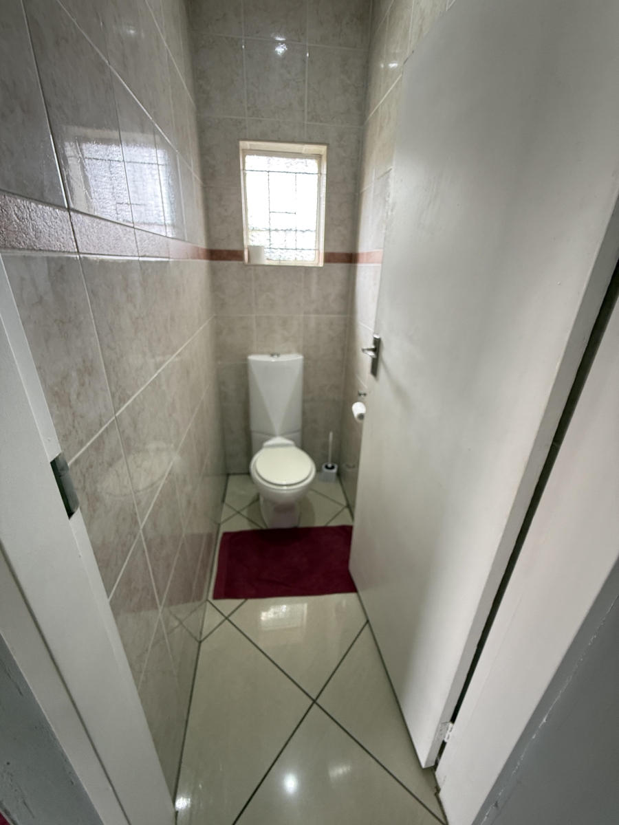 To Let 3 Bedroom Property for Rent in Garsfontein Gauteng