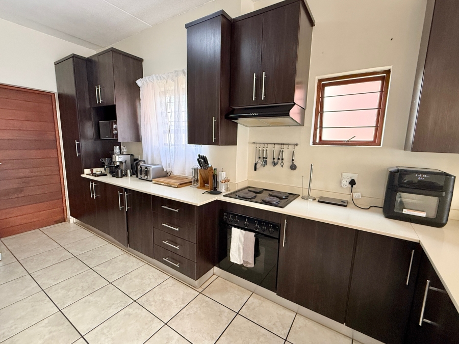 2 Bedroom Property for Sale in Pretorius Park Gauteng