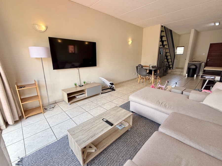 2 Bedroom Property for Sale in Pretorius Park Gauteng