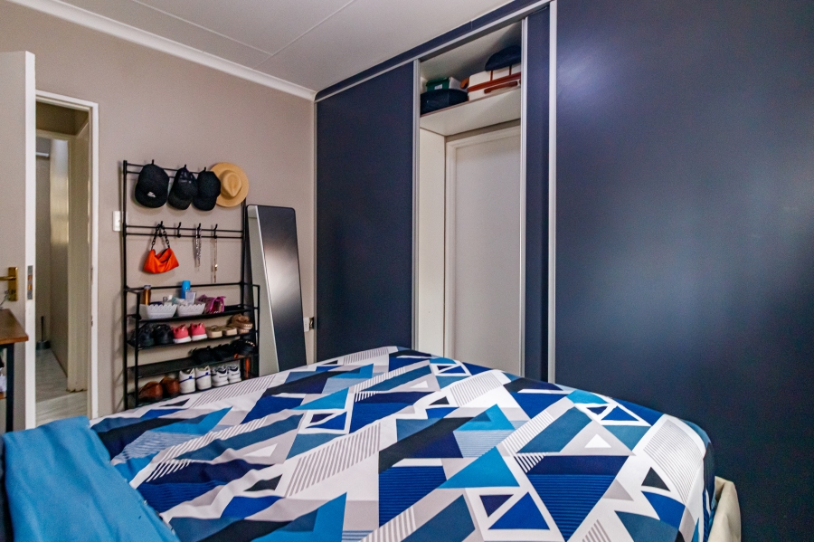 3 Bedroom Property for Sale in Clayville Gauteng