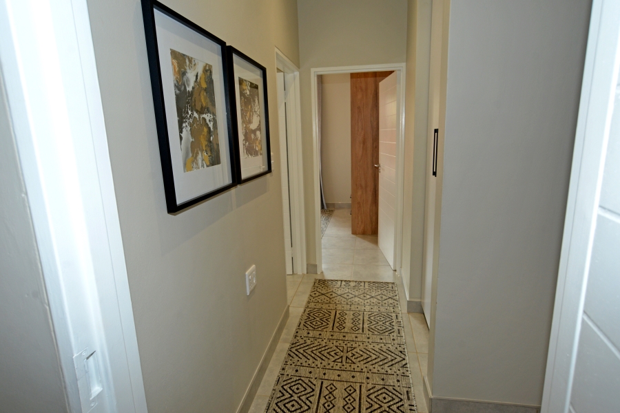 To Let 3 Bedroom Property for Rent in Boardwalk Villas Gauteng