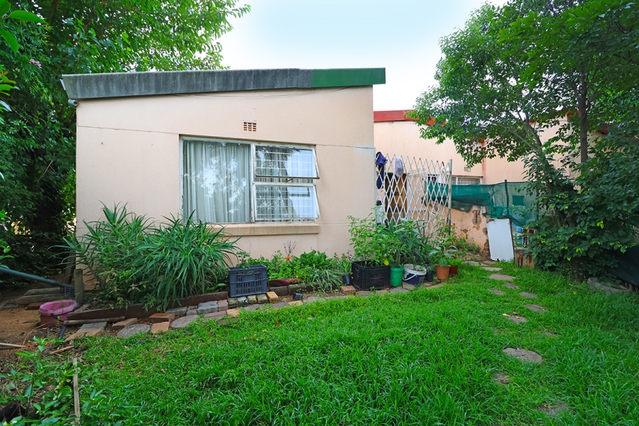 2 Bedroom Property for Sale in Bloubosrand Gauteng