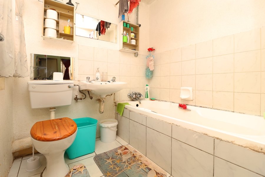 2 Bedroom Property for Sale in Bloubosrand Gauteng