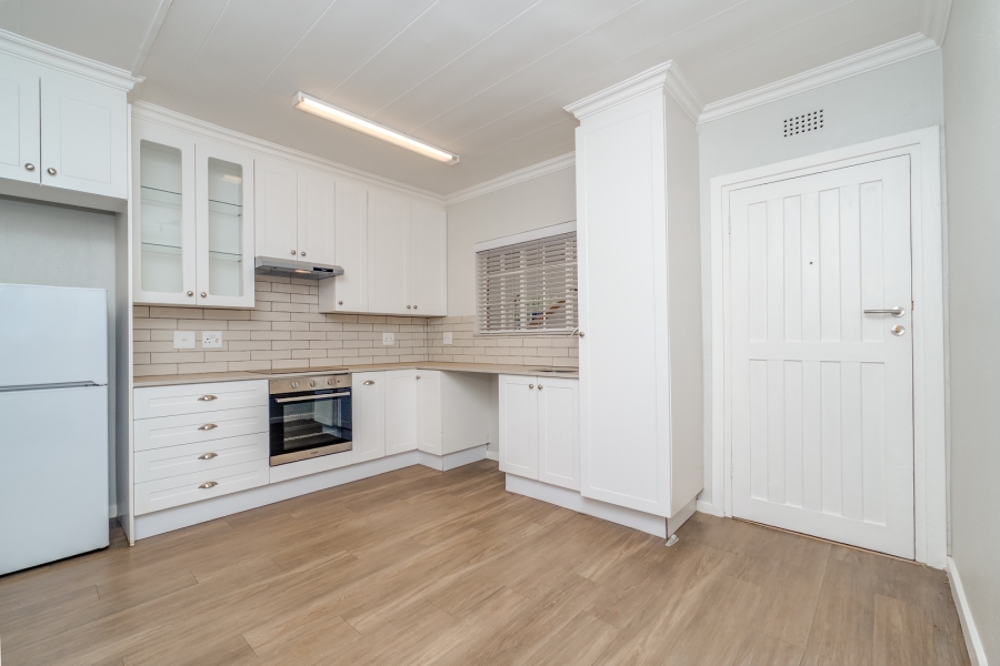 1 Bedroom Property for Sale in Bryanston Gauteng