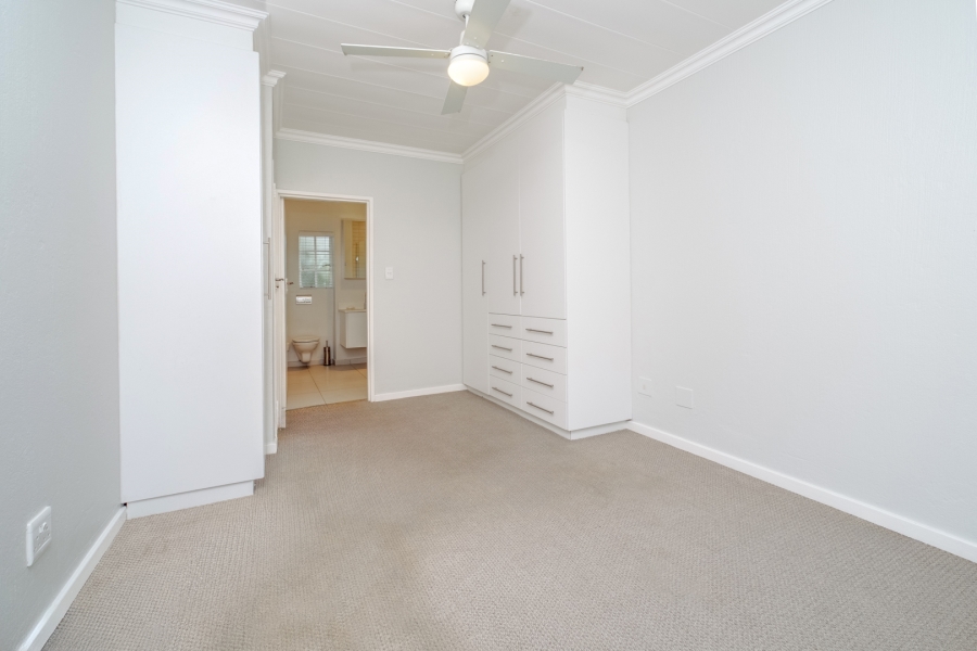 1 Bedroom Property for Sale in Bryanston Gauteng