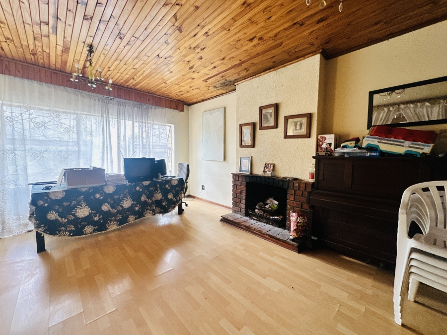 3 Bedroom Property for Sale in Walker Fruit Farms Gauteng