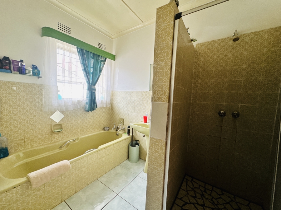 3 Bedroom Property for Sale in Walker Fruit Farms Gauteng