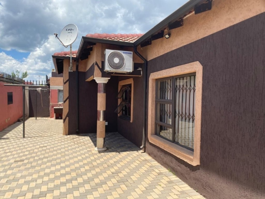 3 Bedroom Property for Sale in Vosloorus Gauteng