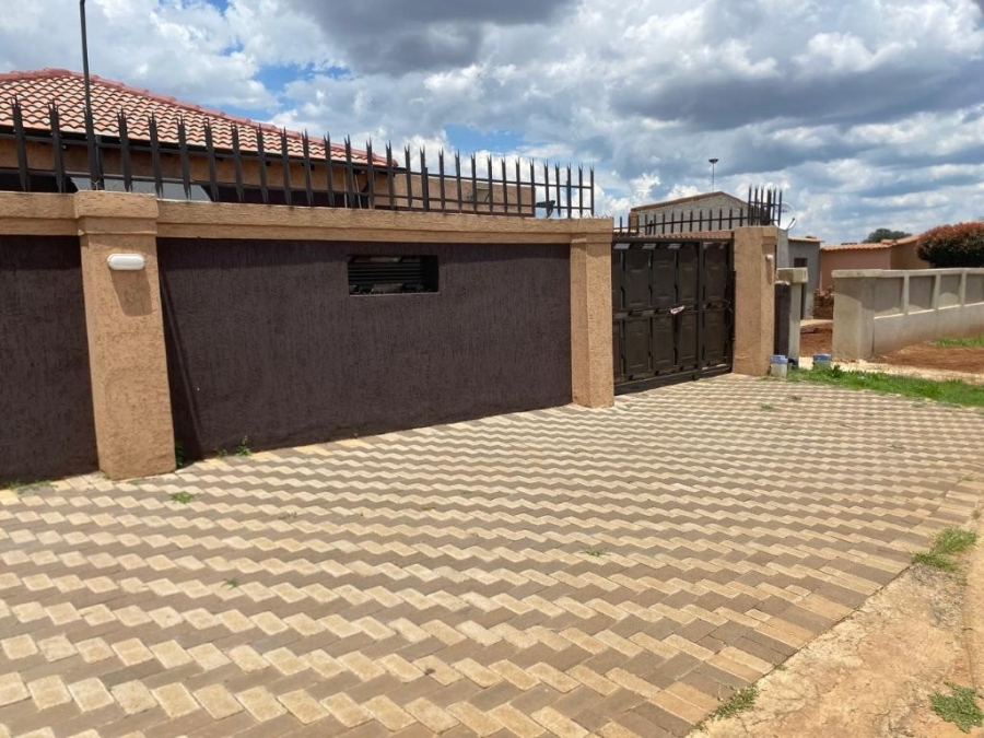 3 Bedroom Property for Sale in Vosloorus Gauteng