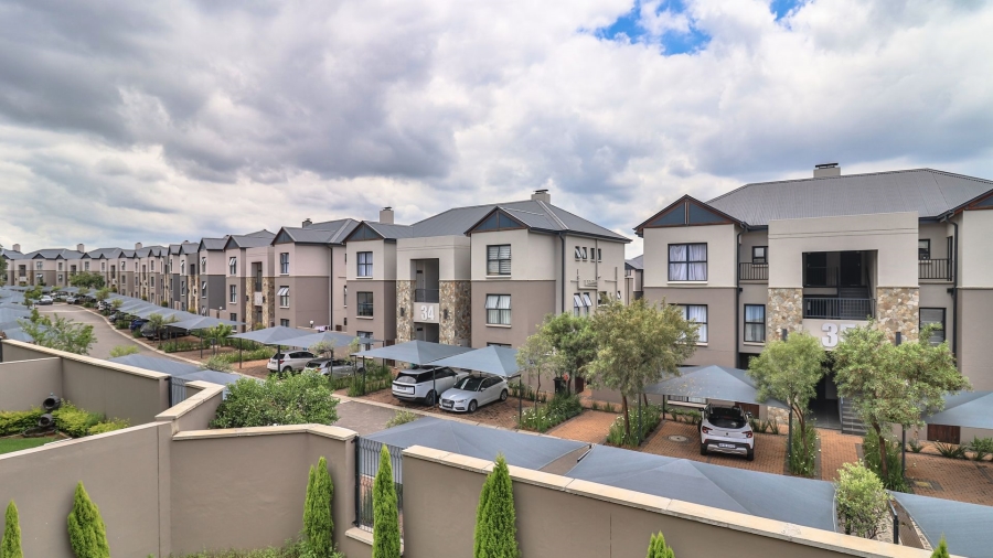 3 Bedroom Property for Sale in The Polofields Gauteng