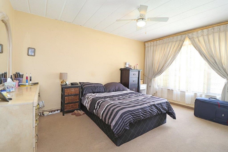 3 Bedroom Property for Sale in Dowerglen Ext 5 Gauteng