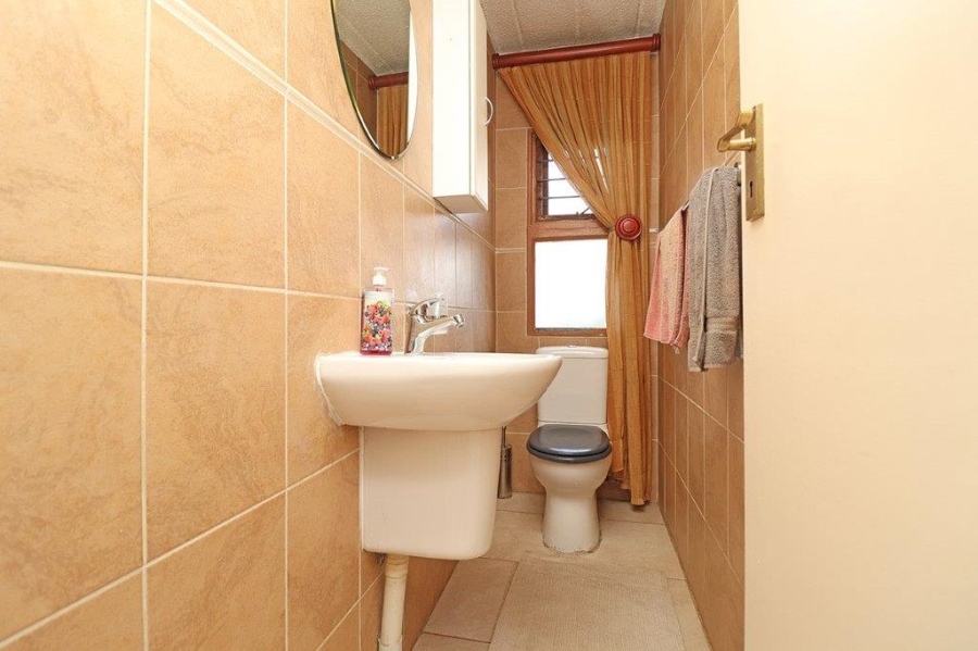 3 Bedroom Property for Sale in Dowerglen Ext 5 Gauteng