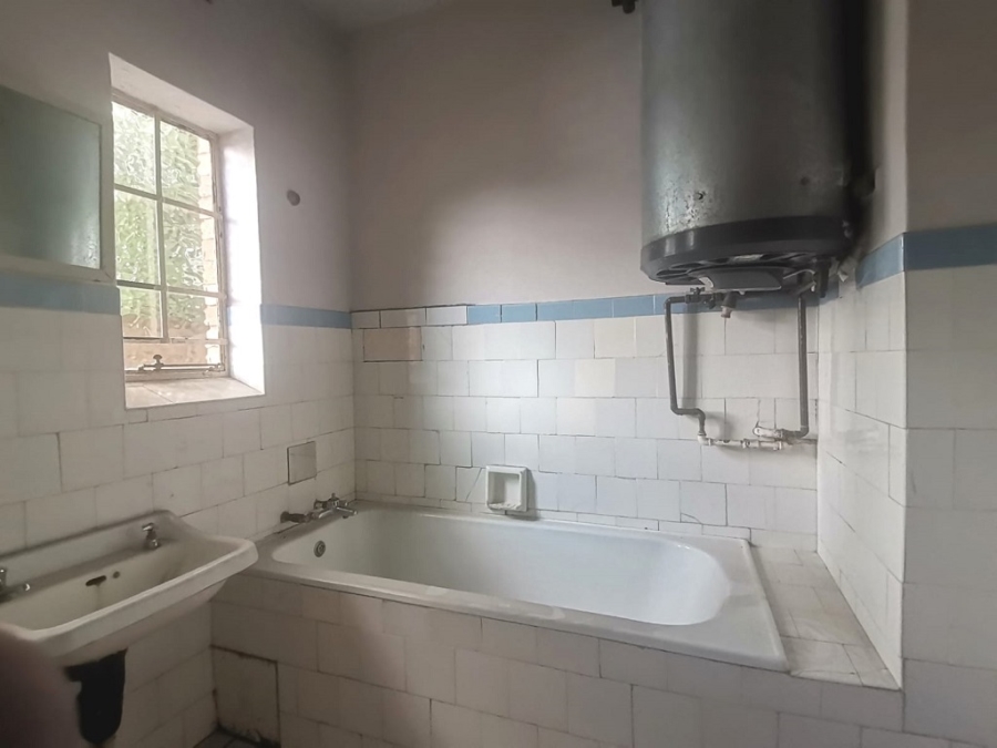 2 Bedroom Property for Sale in Rosettenville Gauteng