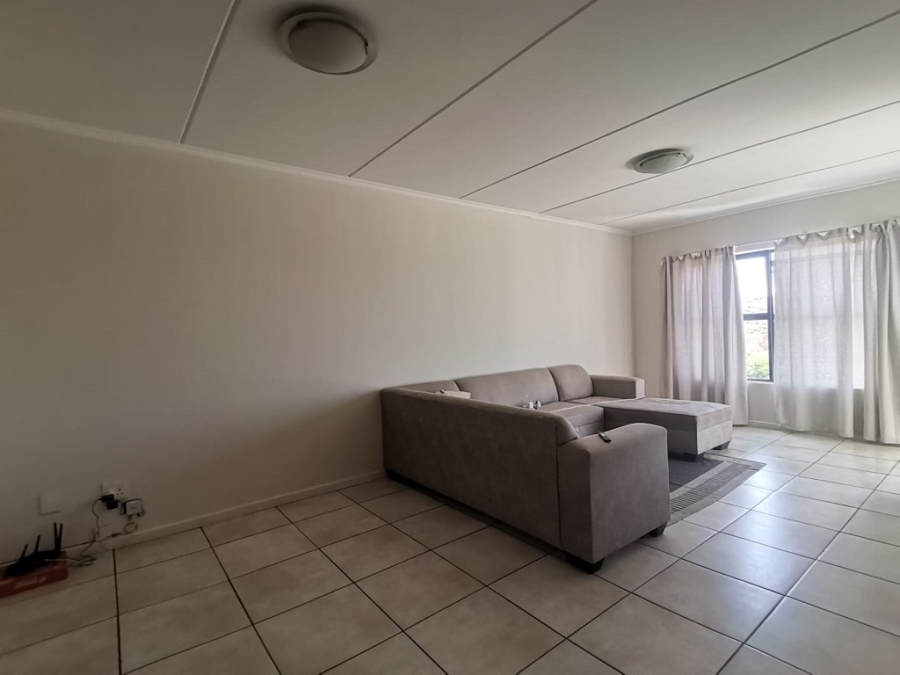 2 Bedroom Property for Sale in Oakdene Gauteng