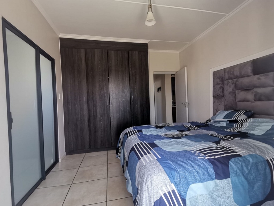 2 Bedroom Property for Sale in Oakdene Gauteng