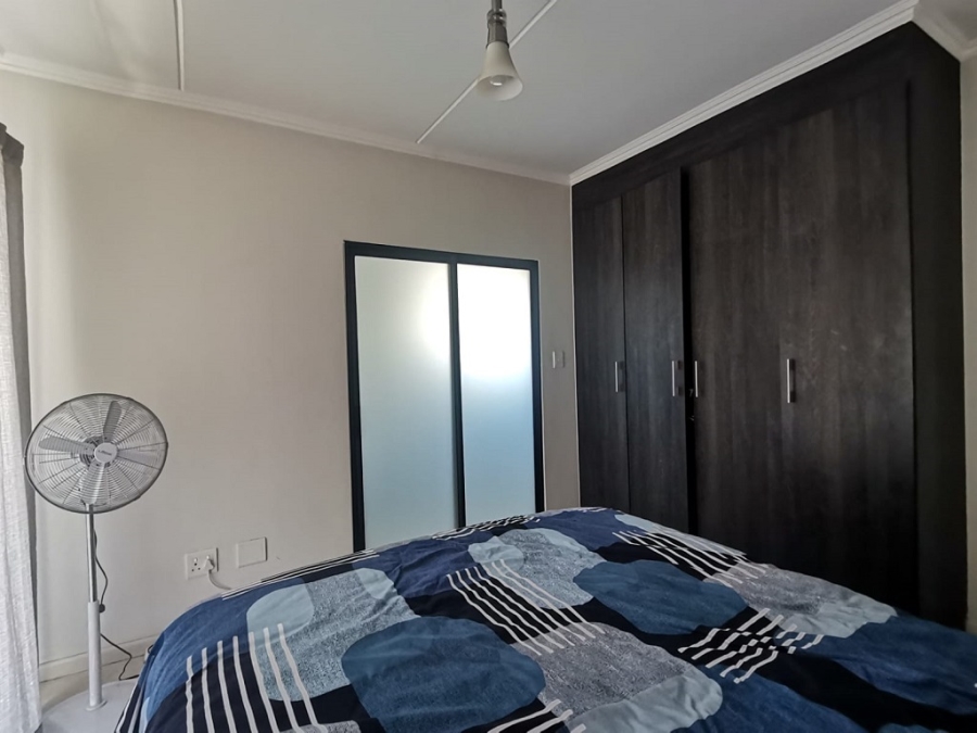 2 Bedroom Property for Sale in Oakdene Gauteng
