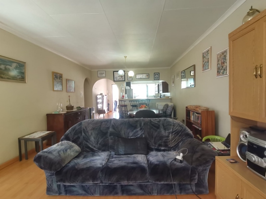 3 Bedroom Property for Sale in Mulbarton Gauteng