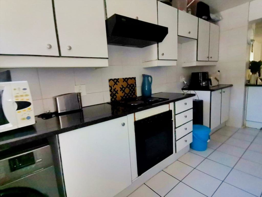 3 Bedroom Property for Sale in Mulbarton Gauteng