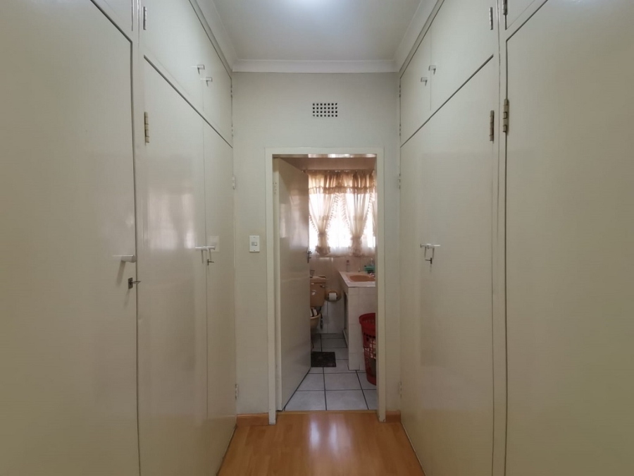 3 Bedroom Property for Sale in Mulbarton Gauteng