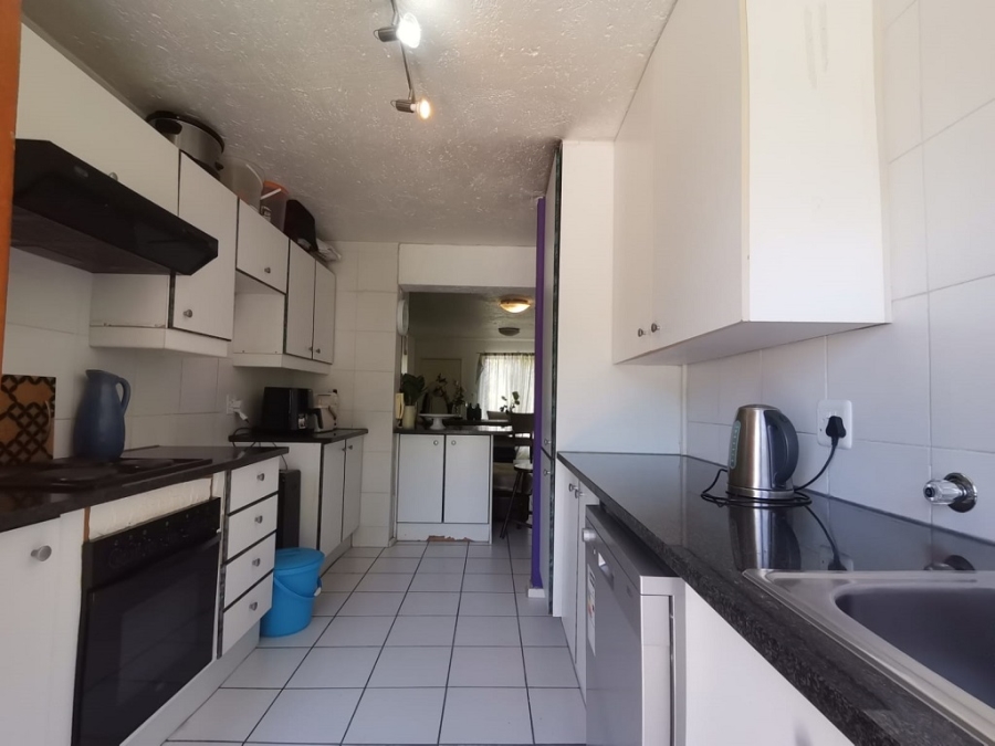 2 Bedroom Property for Sale in Bassonia Gauteng