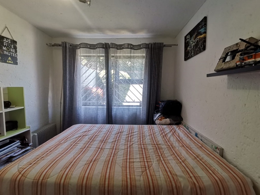 2 Bedroom Property for Sale in Bassonia Gauteng