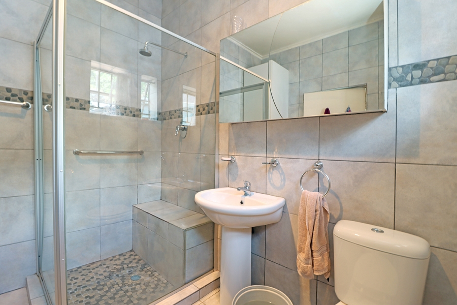 5 Bedroom Property for Sale in Linksfield Gauteng