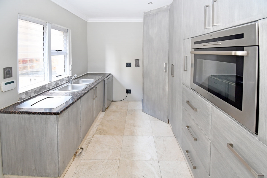 To Let 5 Bedroom Property for Rent in Northcliff Gauteng