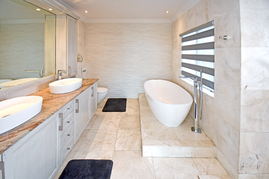 To Let 5 Bedroom Property for Rent in Northcliff Gauteng