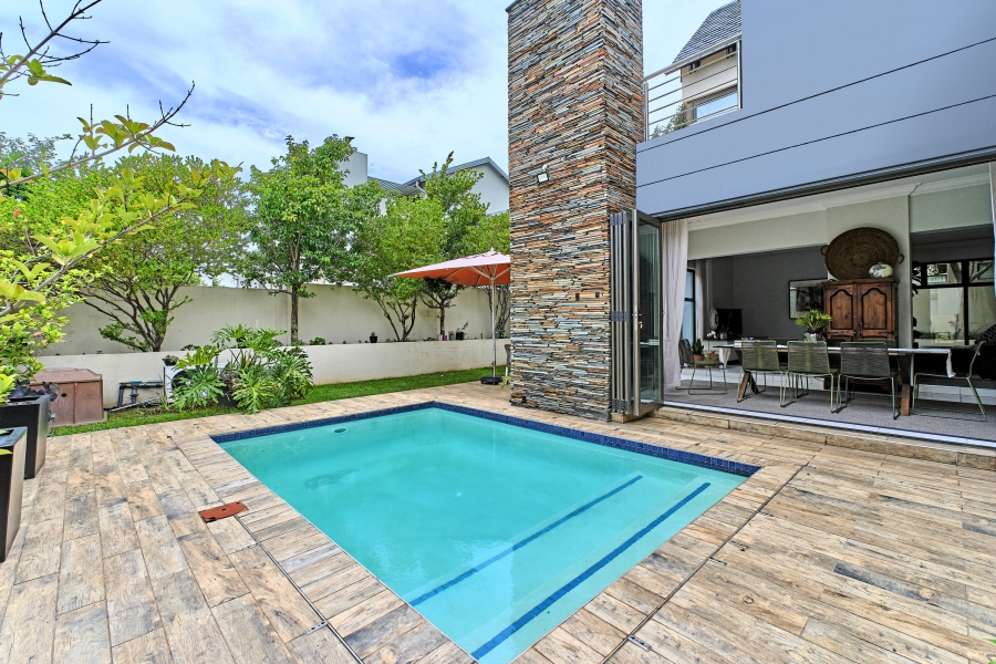 To Let 3 Bedroom Property for Rent in Waterfall Country Village Gauteng