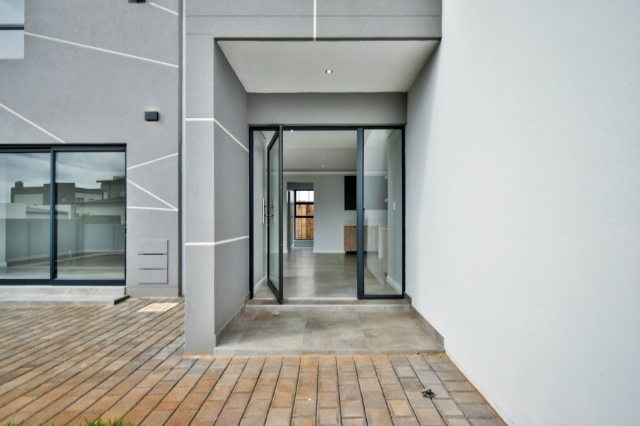 4 Bedroom Property for Sale in Fountainbrook Estate Gauteng