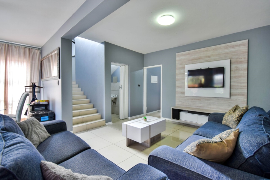 3 Bedroom Property for Sale in Wierda Park Gauteng