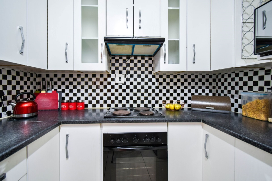 3 Bedroom Property for Sale in Wierda Park Gauteng