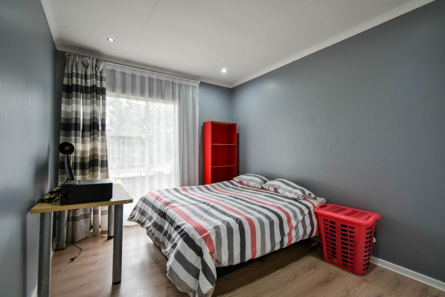 3 Bedroom Property for Sale in Wierda Park Gauteng