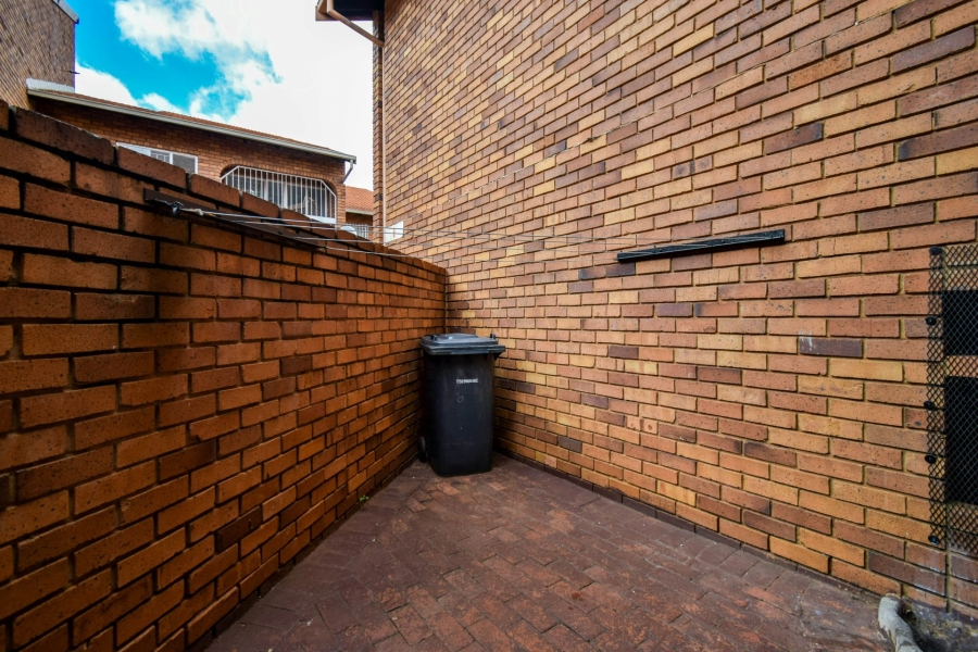 3 Bedroom Property for Sale in Wierda Park Gauteng