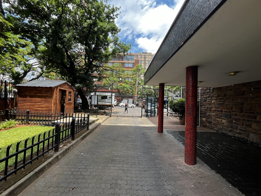 4 Bedroom Property for Sale in Sunnyside Gauteng