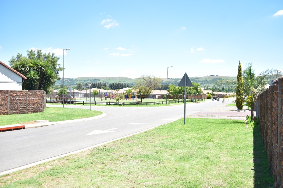 3 Bedroom Property for Sale in Andeon AH Gauteng