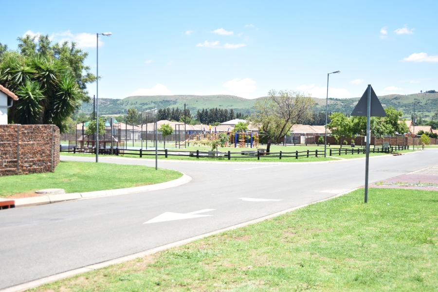 3 Bedroom Property for Sale in Andeon AH Gauteng