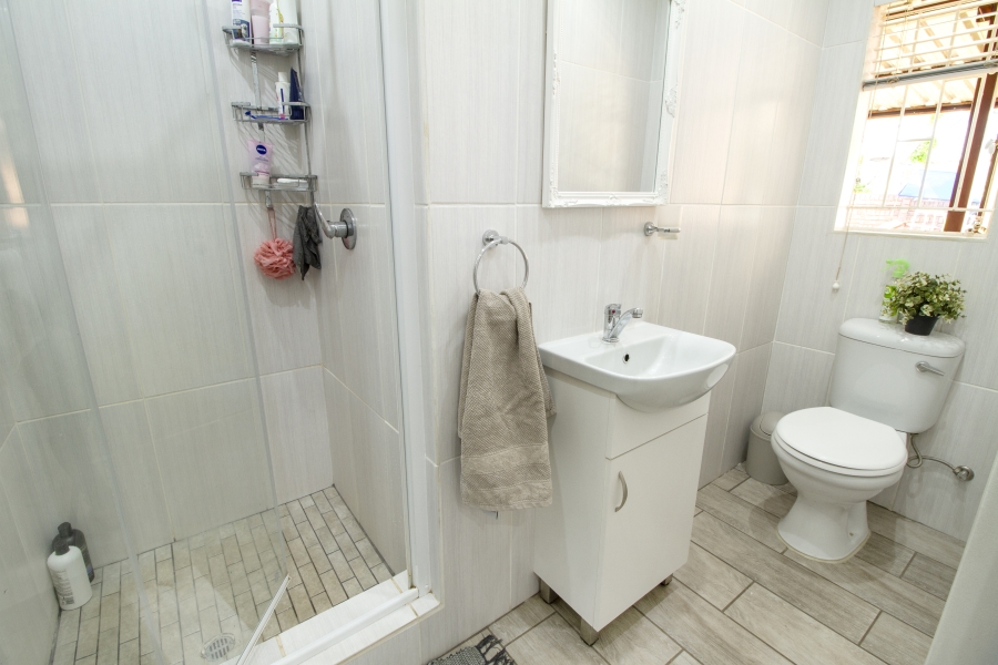 To Let 3 Bedroom Property for Rent in Elardus Park Gauteng