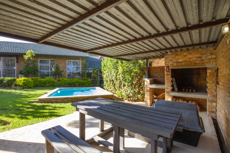 To Let 3 Bedroom Property for Rent in Elardus Park Gauteng