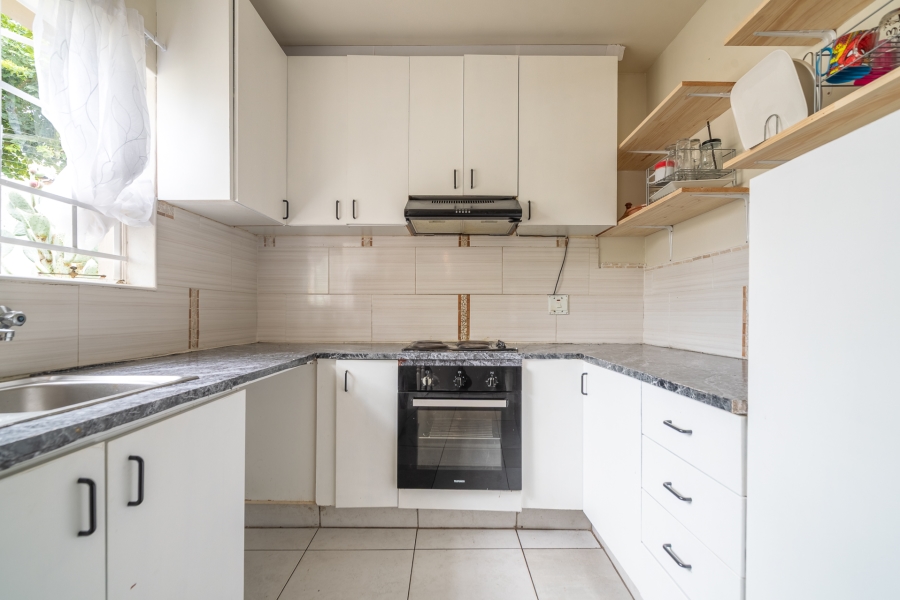 2 Bedroom Property for Sale in North Riding Gauteng