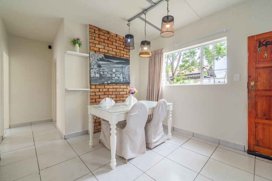 2 Bedroom Property for Sale in North Riding Gauteng