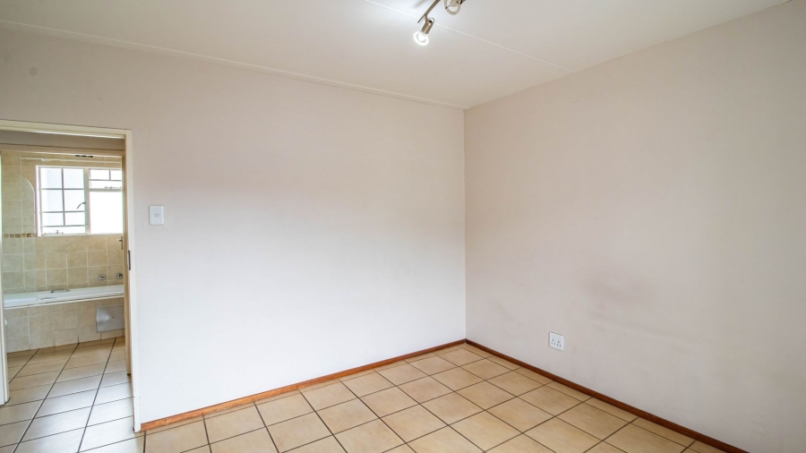 2 Bedroom Property for Sale in Brentwood Park Gauteng