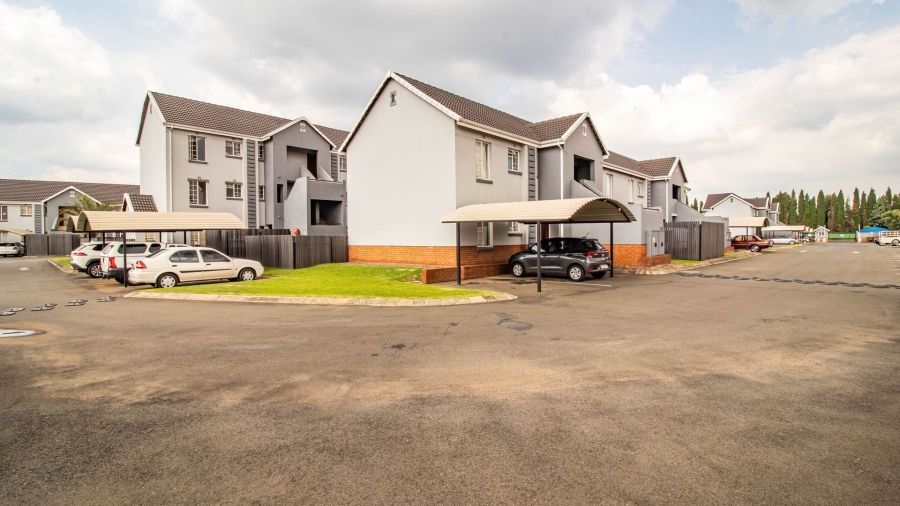 2 Bedroom Property for Sale in Brentwood Park Gauteng