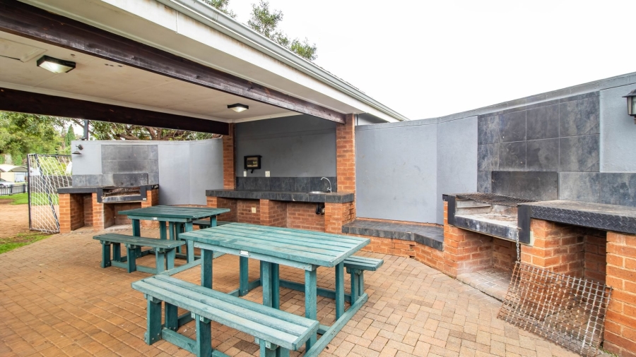 2 Bedroom Property for Sale in Brentwood Park Gauteng