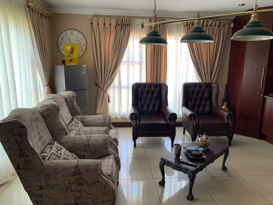 3 Bedroom Property for Sale in Vanderbijlpark SE 8 Gauteng